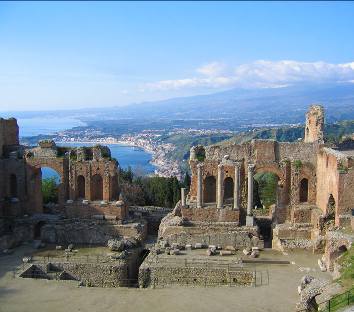 You are currently viewing Taormina
