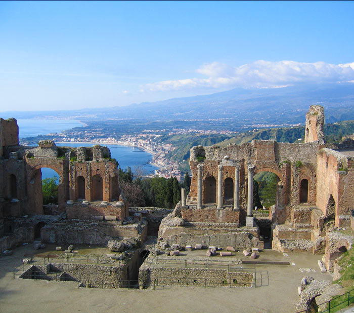 Al momento stai visualizzando Taormina